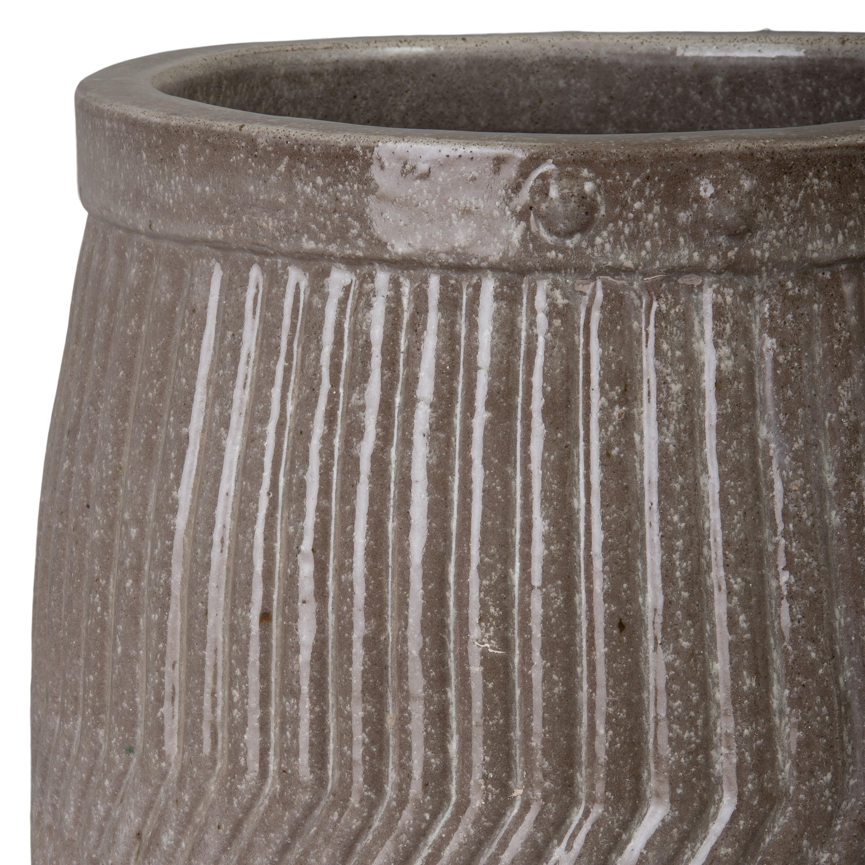 25 in. Dolly Tub Gray Ceramic Planter