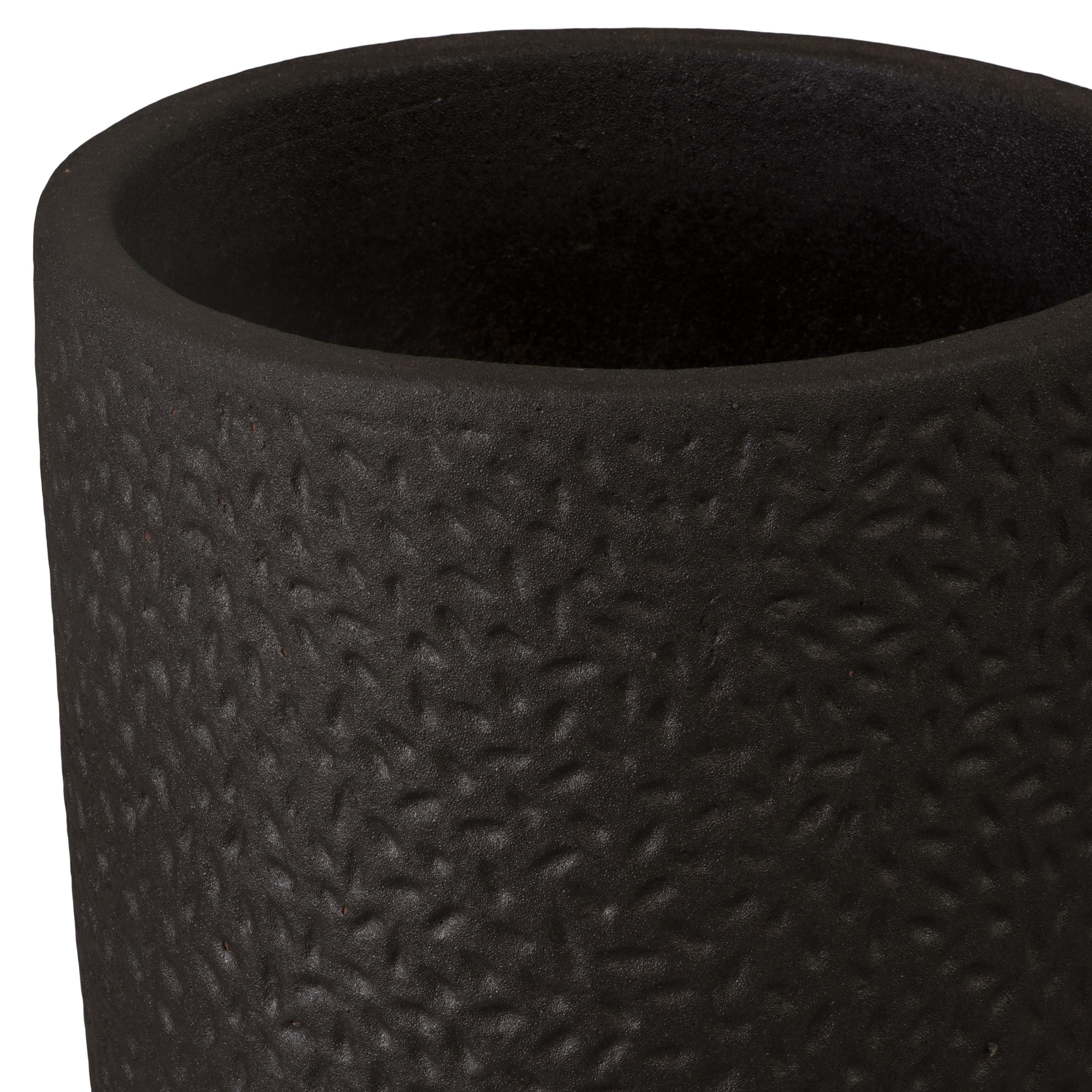 Notch 18 in. Round Matte Black Ceramic Planter
