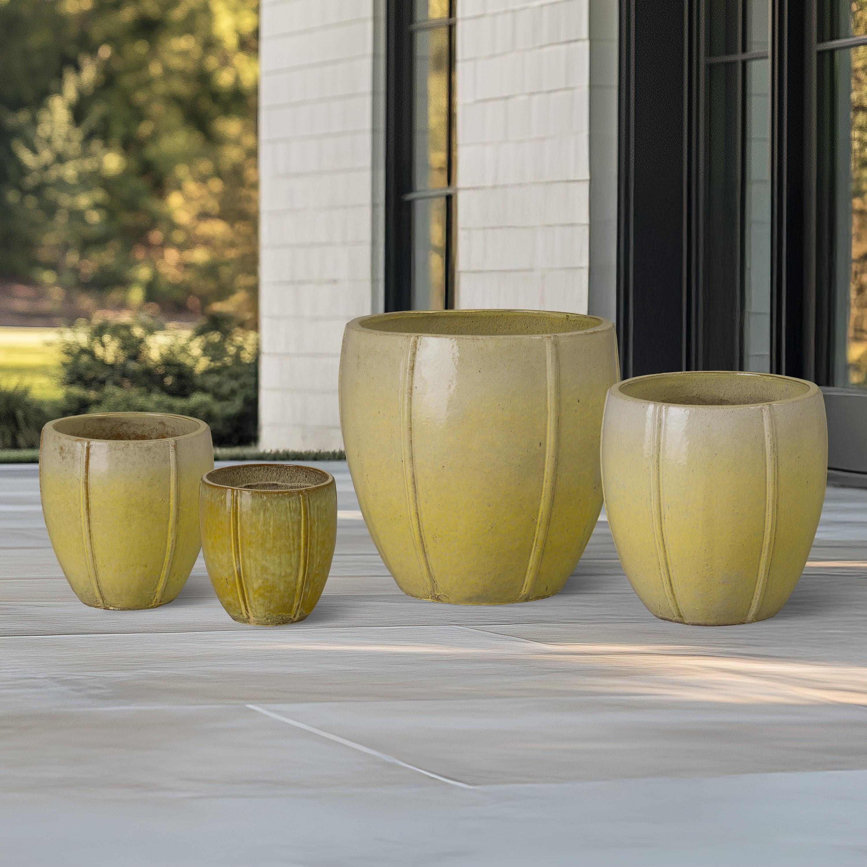 Crest Set of 4 Round Yellow Snow Ceramic Planters