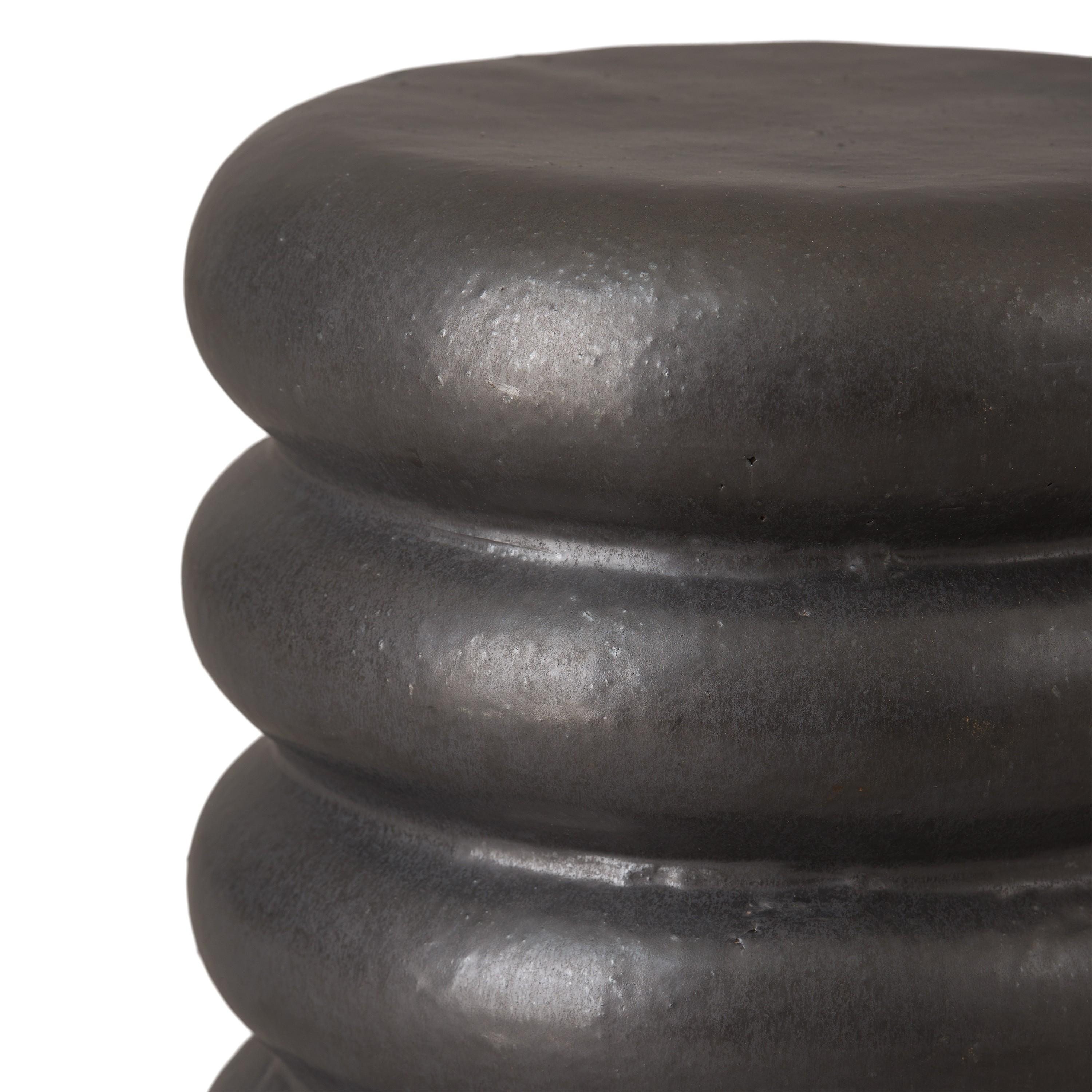 18 in. Torus Garden Stool